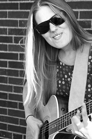20120916_1174 bw
